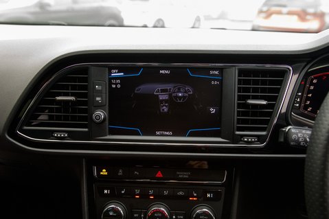 SEAT Leon TSI EVO FR BLACK EDITION 24