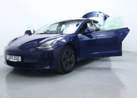 Tesla Model 3 Standard Range Plus Saloon 4dr Electric Auto RWD (241 bhp) 52