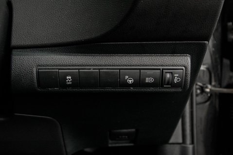 Toyota Corolla EXCEL 16