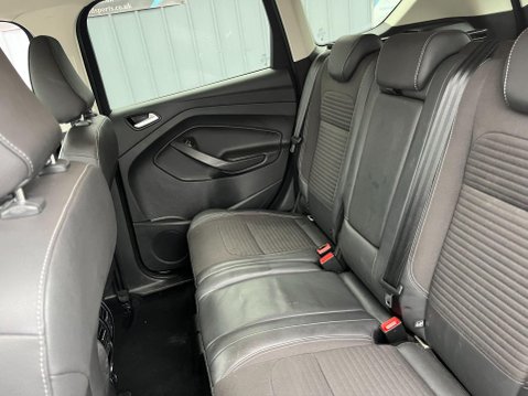 Ford Kuga 2.0 TDCi Titanium Euro 6 (s/s) 5dr 42