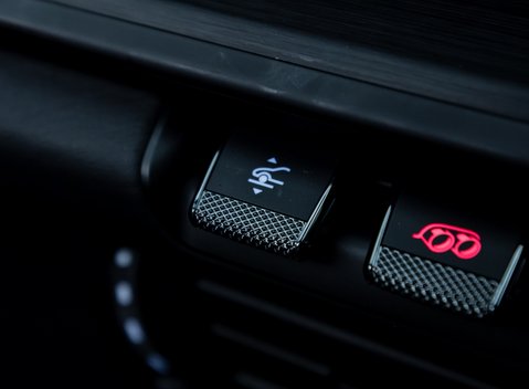 Porsche 911 Targa 4 GTS (992.2) 25