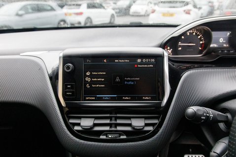 Peugeot 2008 PURETECH S/S GT LINE 27