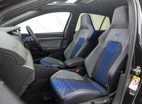 Volkswagen Golf R TSI 4MOTION 19