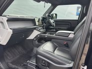Land Rover Defender 90 D300 Hard Top X-Dynamic HSE 13