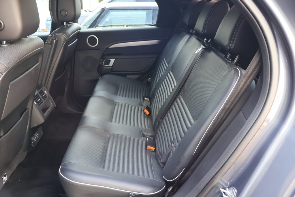 Land Rover Discovery COMMERCIAL DYNAMIC HSE styled by seeker rear seat conversion low miles  13