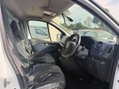 Vauxhall Vivaro 1.6 Vivaro 2700 CDTI 9