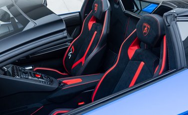 Lamborghini Aventador LP 770-4 SVJ ROADSTER 43