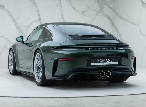 Porsche 911 GT3 TOURING (992.2) 10