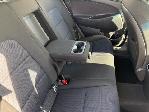 Hyundai TUCSON GDI SE BLUE DRIVE 27