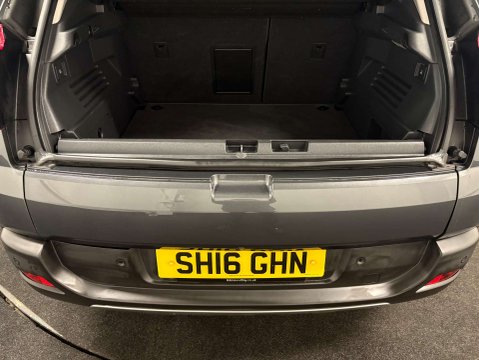 Peugeot 3008 BLUE HDI S/S ALLURE 31