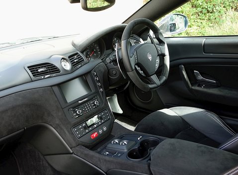 Maserati Granturismo MC Stradale 8