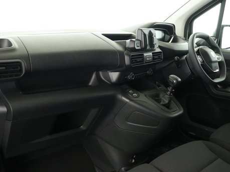 Peugeot Partner Long 1.5 BlueHDi 100 Professional Plus 14