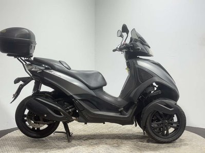 Piaggio MP3 Yourban Sport LT 2013 28K TRIKE 3 WHEELER CAR LICENCE 300CC BIKE SCOOTER
