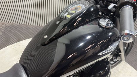 Suzuki Intruder 1500 VL C1500T 2013 28K CRUISER BIKE HARD PANNIERS + SERVICED 45