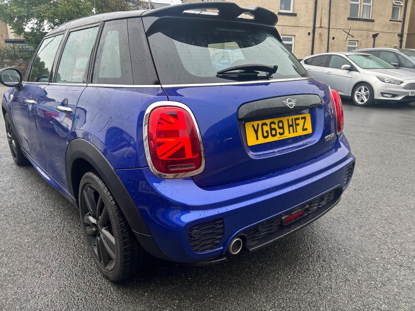 2019 MINI Hatch — image 8