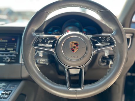 Porsche Macan 3.0 TD V6 S SUV 5dr Diesel PDK 4WD Euro 6 (s/s) (258 ps) 27