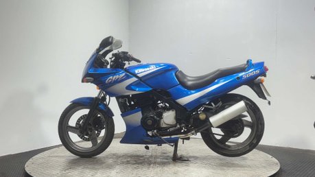 Kawasaki GPZ 2000 ONLY 20K CLEAN PROJECT BIKE SPARES OR REPAIR 500CC 4