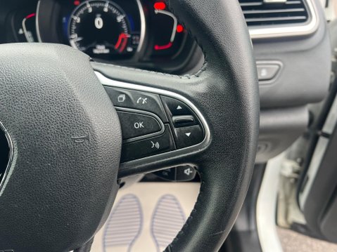 Renault Kadjar 1.2 TCe Dynamique S Nav Euro 6 (s/s) 5dr 21