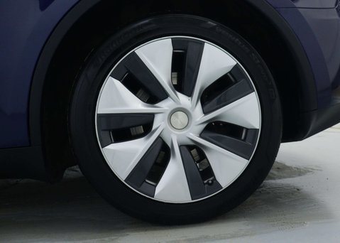 Tesla Model Y (Dual Motor) Long Range SUV 5dr Electric Auto 4WDE (384 bhp) 18