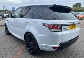 Land Rover Range Rover Sport 3.0 SDV6 AUTOBIOGRAPHY DYNAMIC AUTO 9