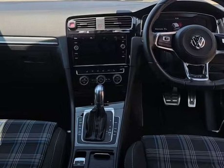 Volkswagen Golf 1.4 TSI 8.7kWh GTE Advance Hatchback 5dr Petrol Plug-in Hybrid DSG Euro 6 ( 6