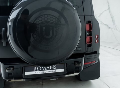 Land Rover Defender 90 D250 X-Dynamic SE URBAN 28