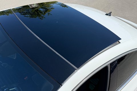 Volkswagen CC R LINE TDI DSG BMT - PANORAMIC SUNROOF - XENONS -ULEZ -DCC -ELECTRIC BLIND 4