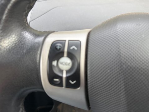 Toyota Yaris 1.0 VVT-i TR 5dr 16