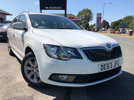Skoda Superb 2.0 Tdi S Estate manual 6 Speed with very good service history 80000 mls 6