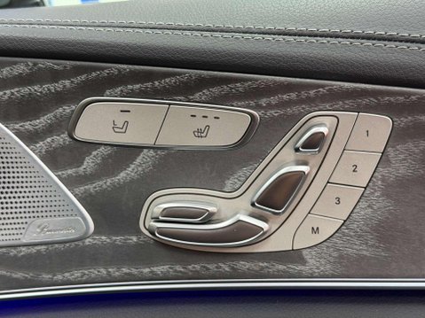 Mercedes-Benz CLS 2.0 CLS300d AMG Line (Premium Plus) Coupe 4dr Diesel G-Tronic Euro 6 (s/s) 59