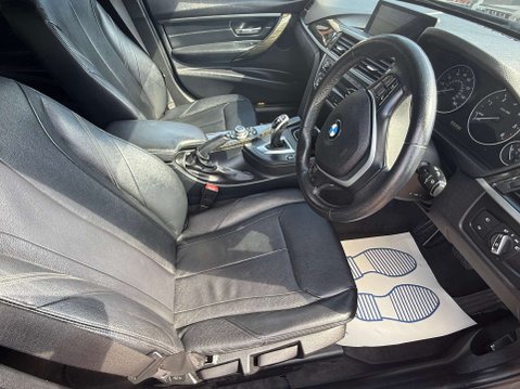 BMW 3 Series 2.0 320d Luxury Touring 5dr Diesel Auto Euro 5 (s/s) (184 ps) 23