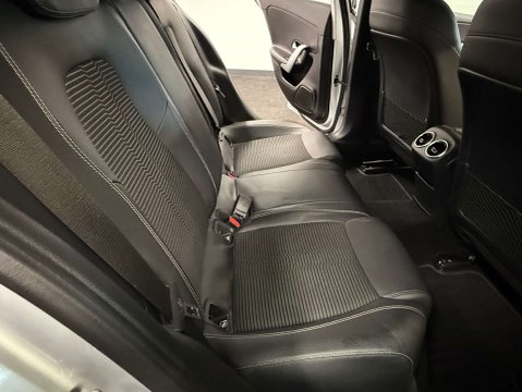 Mercedes-Benz A Class 1.3 A 200 Sport Auto 4dr 28