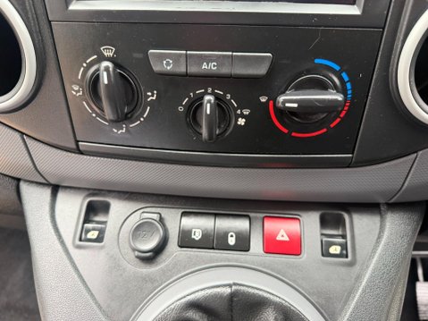 Peugeot Partner 1.6 BlueHDi 854 Professional Panel Van 5dr Diesel Manual L1 (112 g/km, 100 37