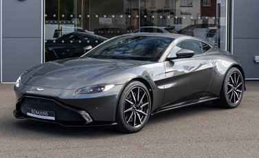 Aston Martin V8 Vantage 2