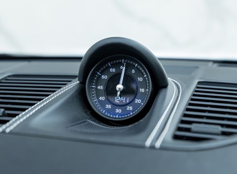 Porsche 911 Targa 4S (992) 24