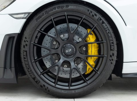 Porsche 911 GT2 RS (991) 25