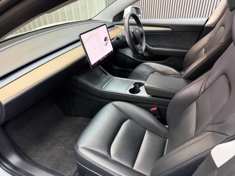 Tesla Model 3 Standard Range Plus Auto RWD 4dr 48