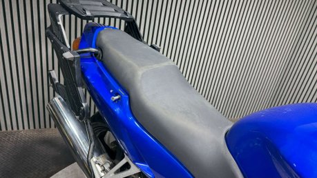 Honda VFR 2000 FUEL INJECTED NON VTEC ONLY 27K 1 OWNER PROJECT BIKE 800CC 11