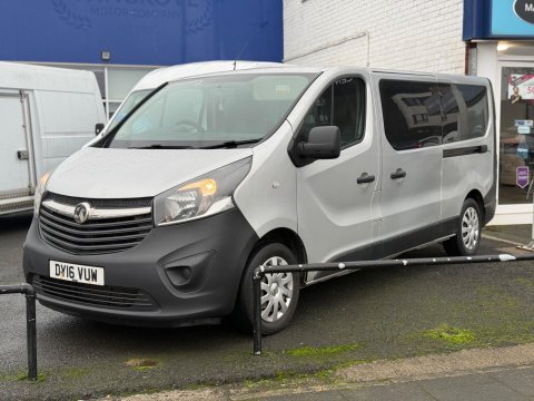 Vauxhall Vivaro 1.6 CDTi 2900 BiTurbo ecoFLEX L2 H1 Euro 6 (s/s) 5dr (9 Seat) 5