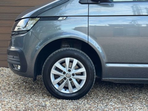 Volkswagen Transporter 2.0 Transporter T28 Highline TDI 12