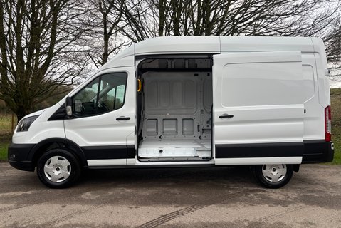 Ford Transit 350 Rwd L3 H3 Trend 130 ps Panel Van - Rear Camera 8