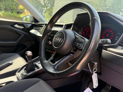 Audi A1 1.0 TFSI 30 SE Sportback Euro 6 (s/s) 5dr 37