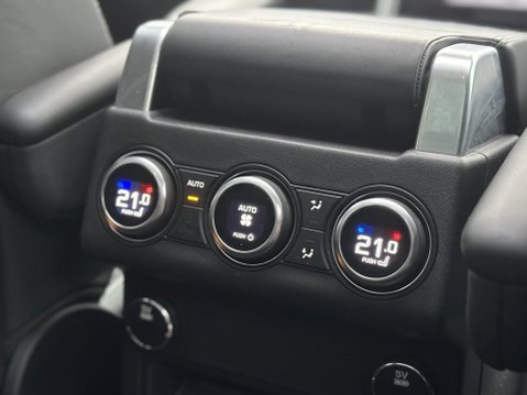 Land Rover Discovery TD6 FIRST EDITION 21
