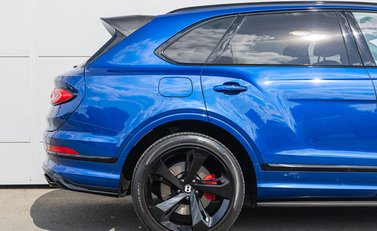 Bentley Bentayga V8 4
