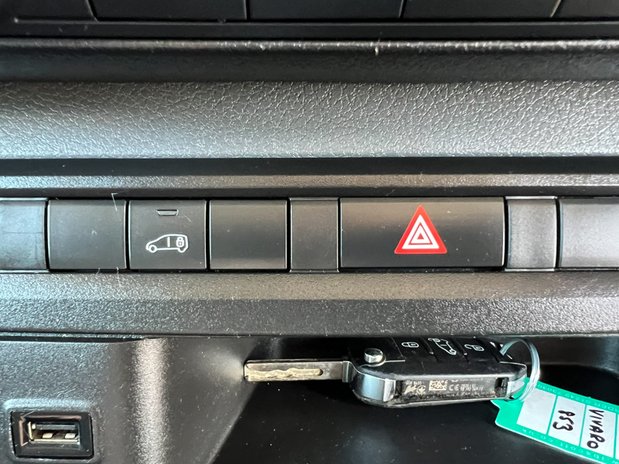 Vauxhall Vivaro SWB L1H1 Low Roof Sportive 2700 Air Con Sensors EURO 6 NO VAT 31