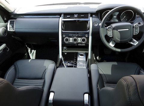 Land Rover Discovery SDV6 HSE Luxury 16