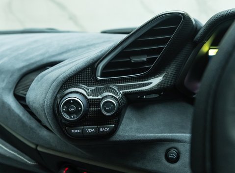 Ferrari 488 Pista 20