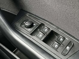 Volkswagen T-Roc 1.5 T-Roc Match TSI S-A 5dr 69