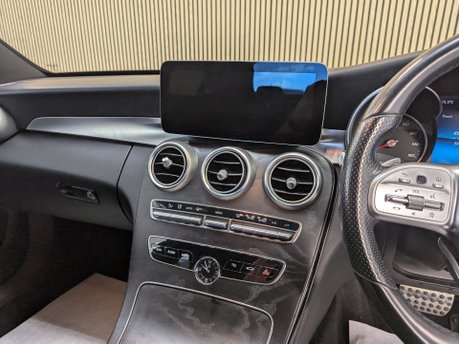 Mercedes-Benz C Class 2.0 C 220 AMG Line D Auto 4dr 54