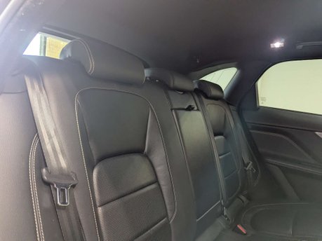 Jaguar F-Pace 2.0 F-Pace R-Sport AWD D 4WD 5dr 44